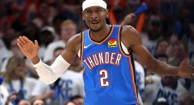 NBA对决惊心动魄：雄鹿双塔逆转胜凯尔特人